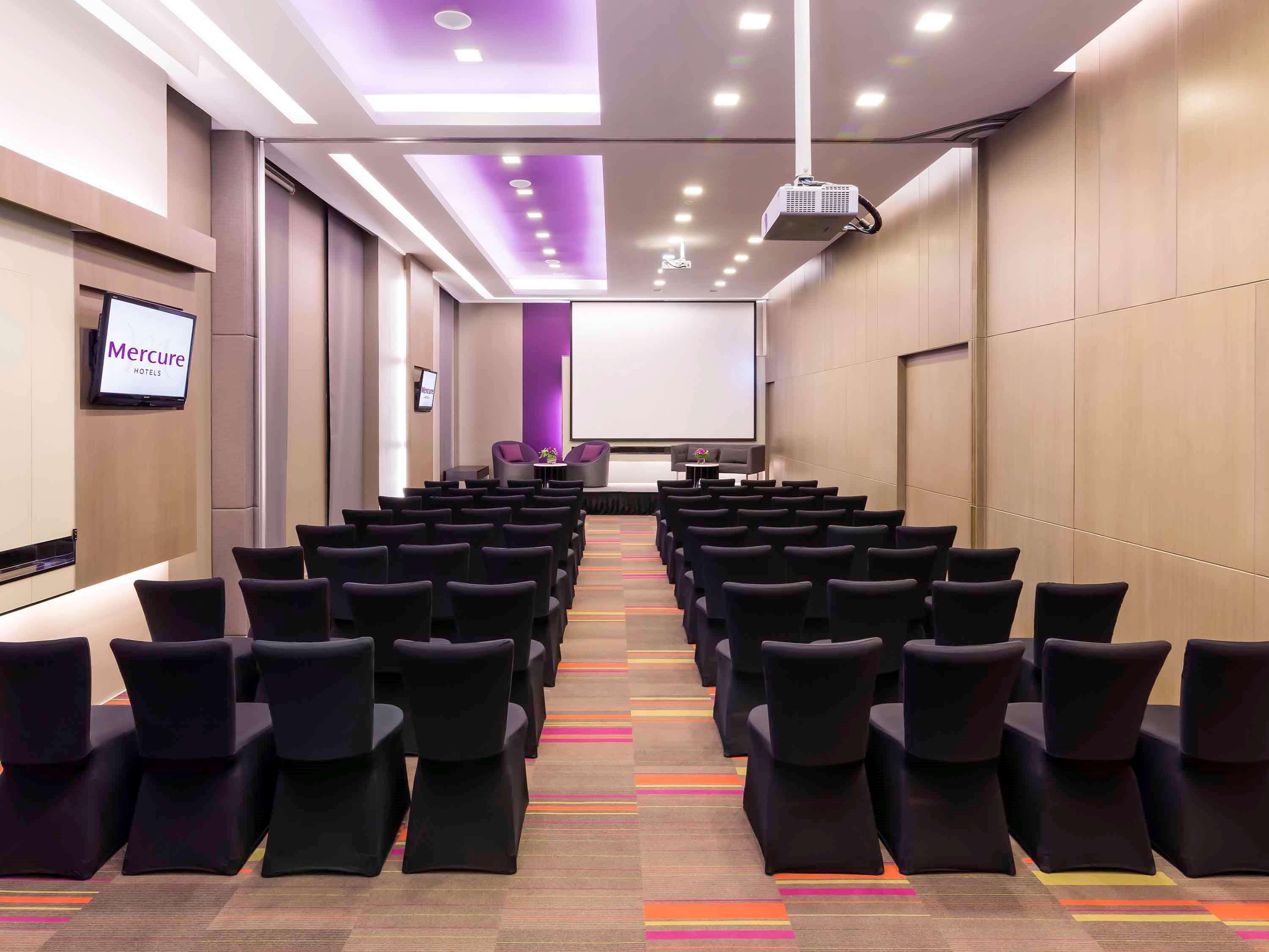 Mercure Bangkok Siam Exterior photo