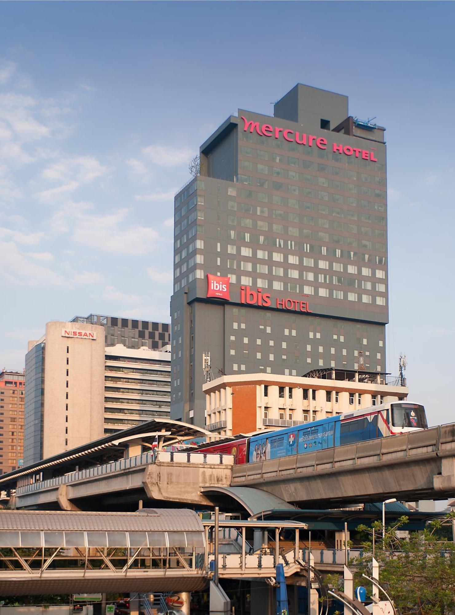 Mercure Bangkok Siam Exterior photo